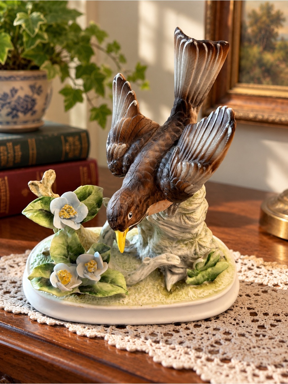 Vintage Jonathan Byron Robin Porcelain Bird Figurine American Bird Collection